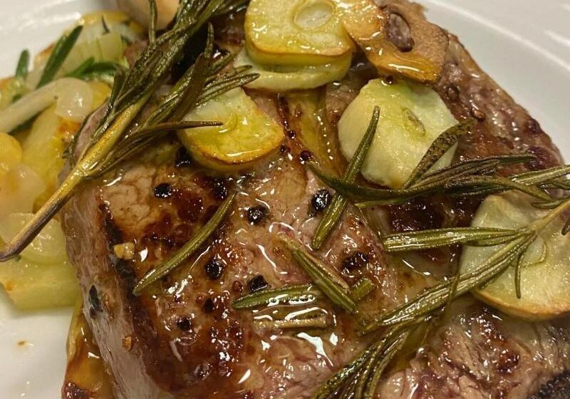 La Belle Vue Boutique Hotel & Café