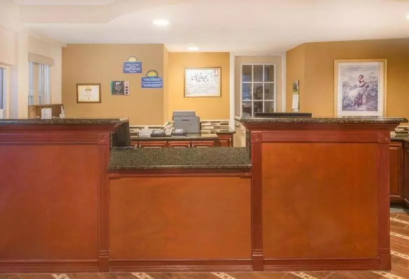 فندق Days Inn By Wyndham King City