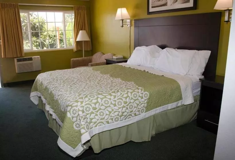 فندق Days Inn By Wyndham King City