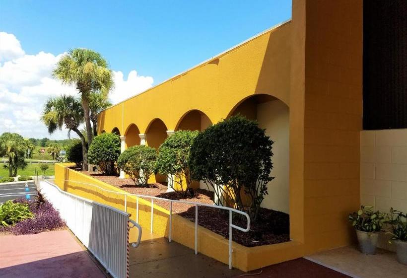 酒店 Days Inn & Suites By Wyndham Clermont