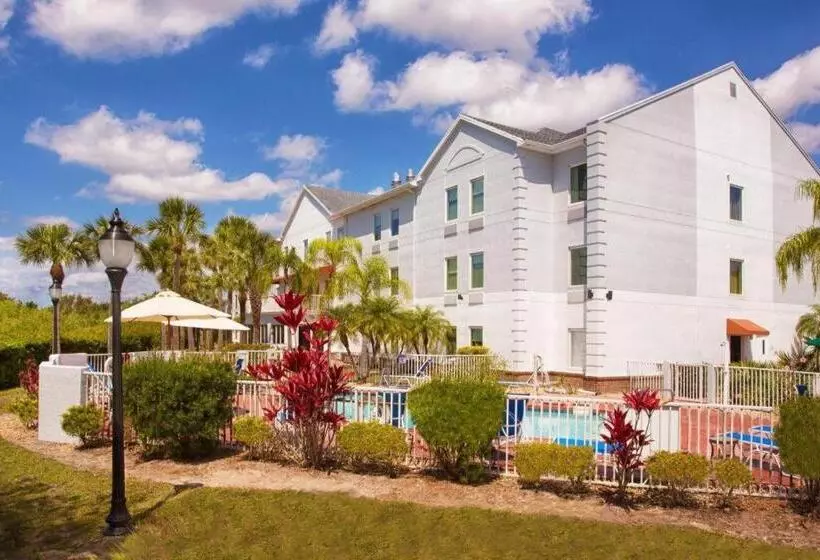 호텔 Holiday Inn Express & Suites Port Charlotte By Ihg