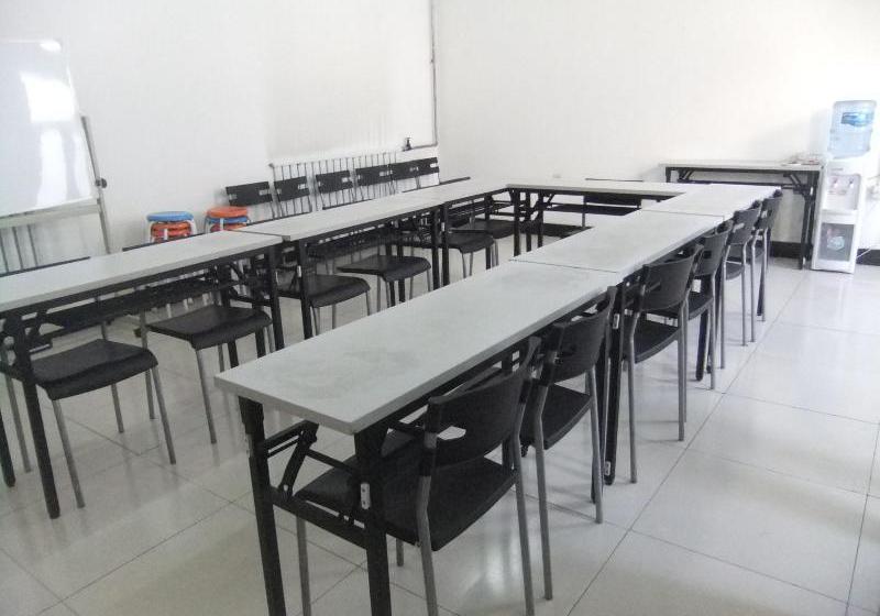 Отель Jinjiang Inn Beijing Fangzhuang