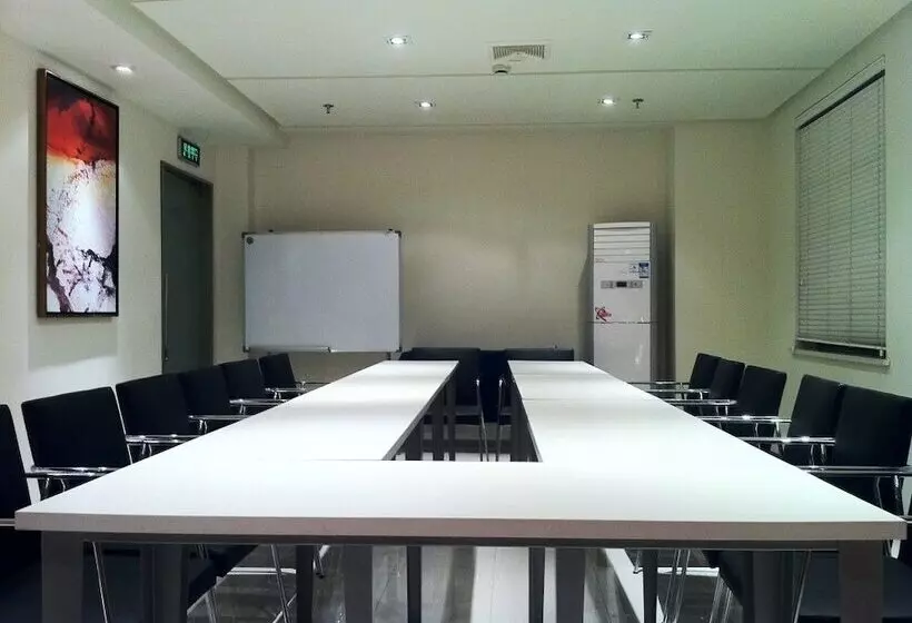 Otel Jinjiang Inn Shanghai Minhang Wujing