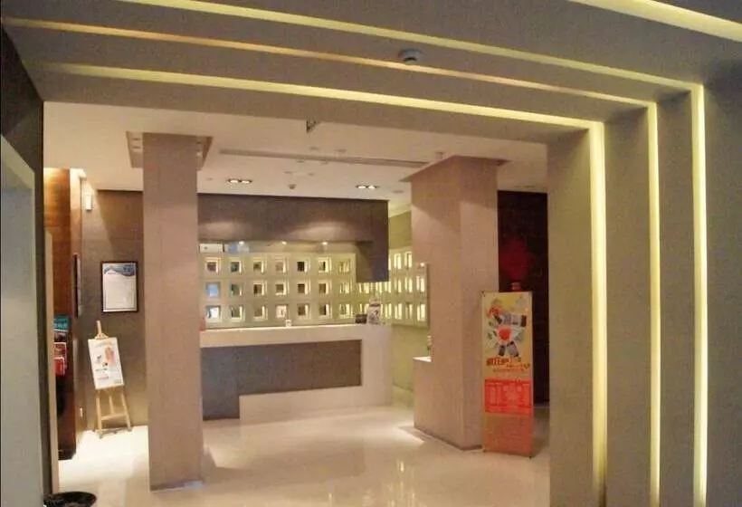 هتل Jinjiang Inn Shanghai Minsheng Rd