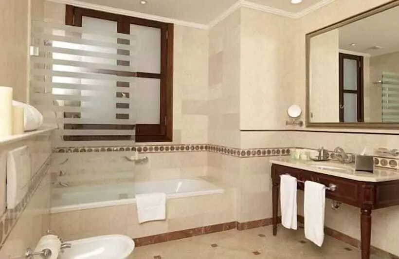 هتل Le Patio Boutique