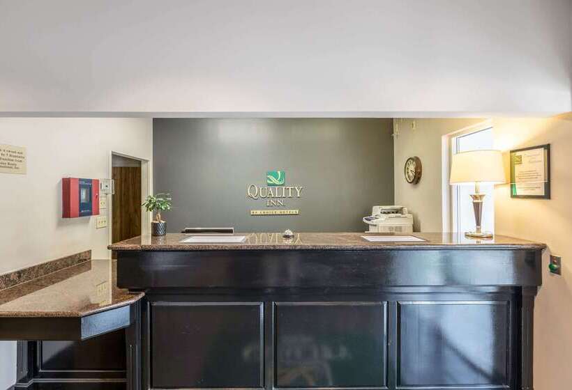 فندق Quality Inn