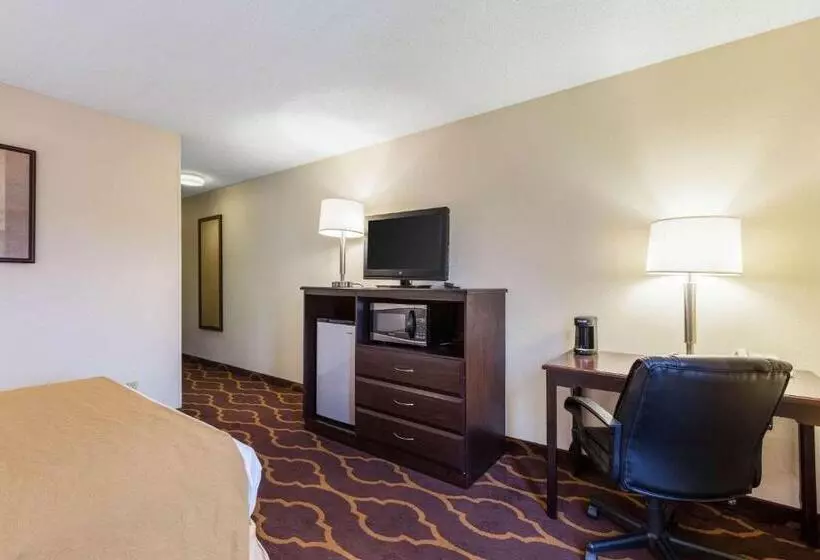 فندق Quality Inn