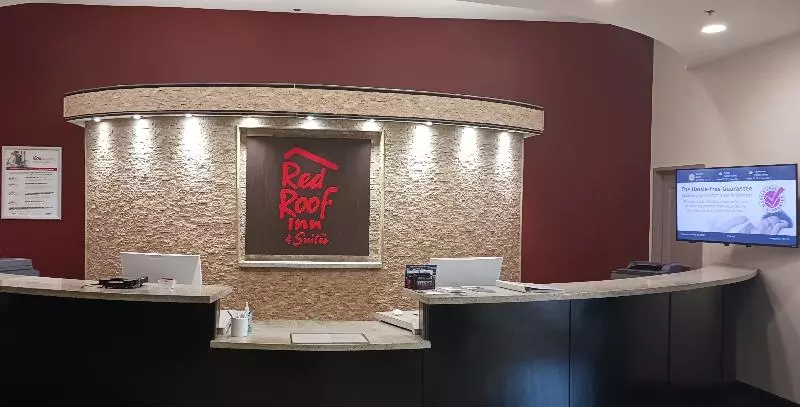 Отель Red Roof Inn & Suites Longview