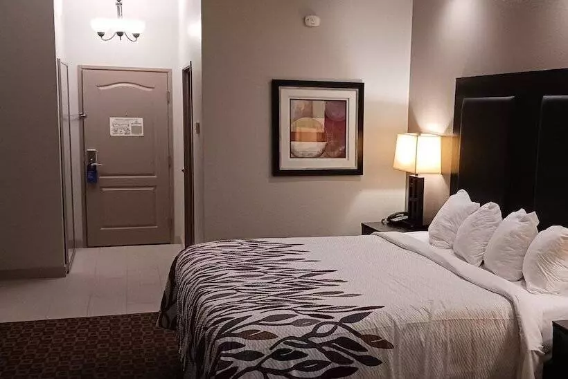 Отель Red Roof Inn & Suites Longview