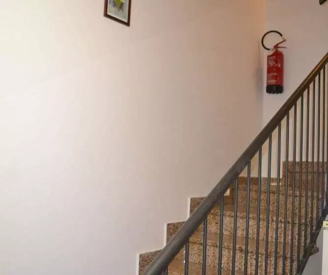 ユースホステル Iride