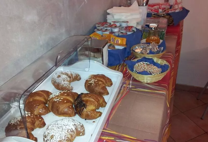 ユースホステル Iride