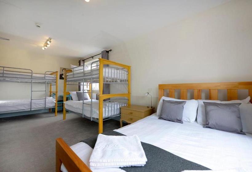 فندق صغير Southsea Rocks