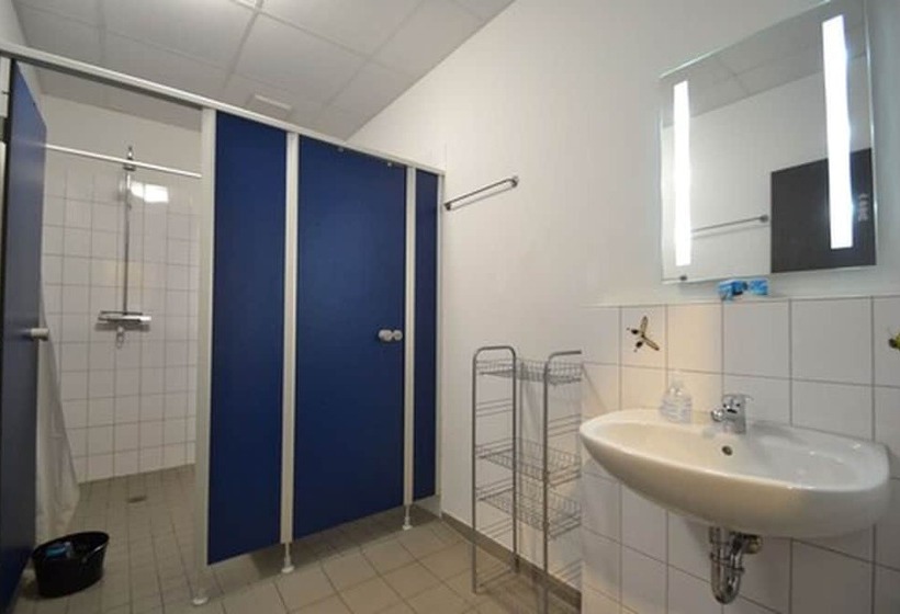 Arena Hostel & Monteurzimmer