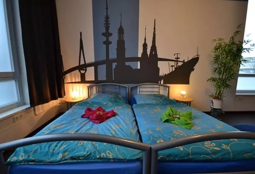 Arena Hostel & Monteurzimmer