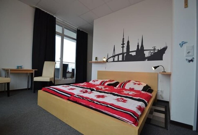 Arena Hostel & Monteurzimmer