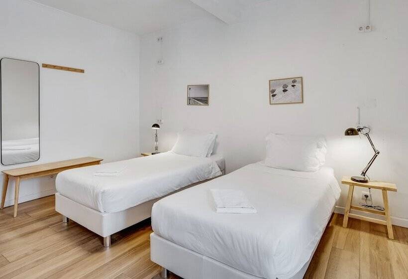 Hostel Casa D Alagoa