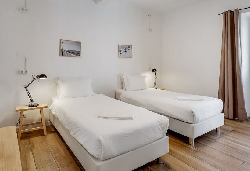 Hostel Casa D Alagoa