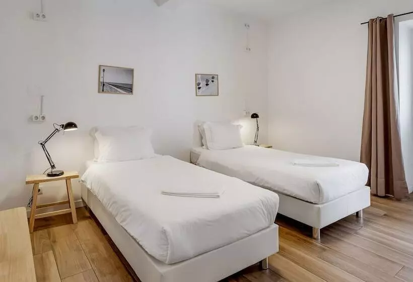 Hostel Casa D Alagoa