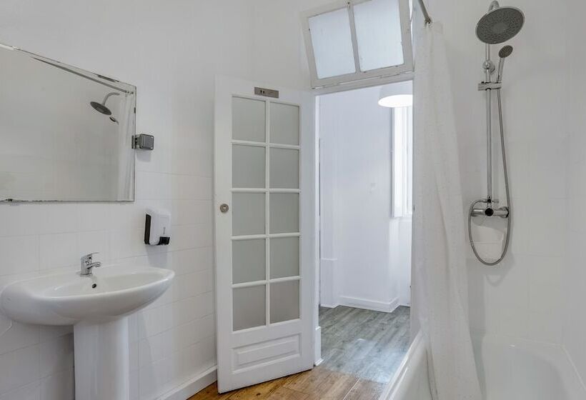 Hostel Casa D Alagoa