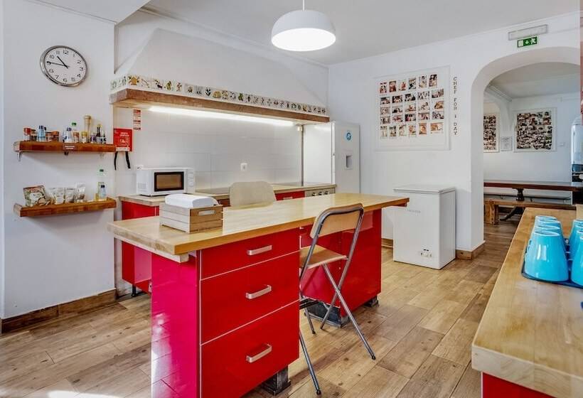 Hostel Casa D Alagoa