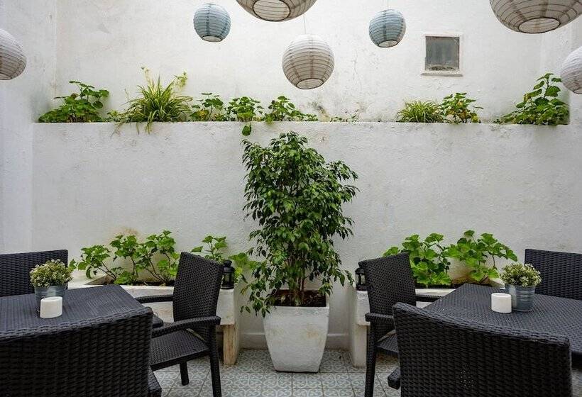 Hostel Casa D Alagoa