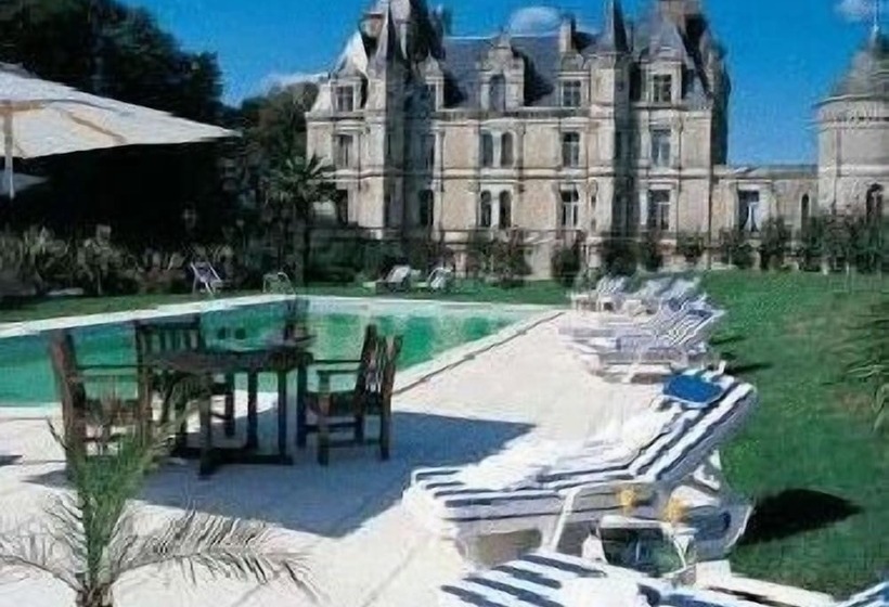 בית מלון כפרי Château De La Tremblaye