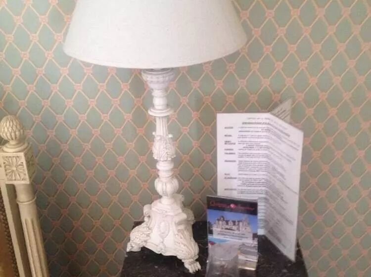 هتل Château De La Tremblaye