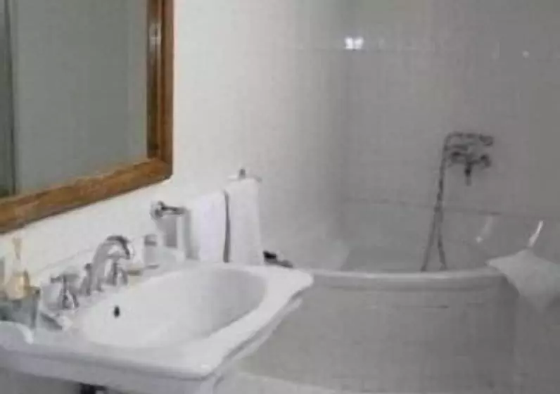 هتل Château De La Tremblaye