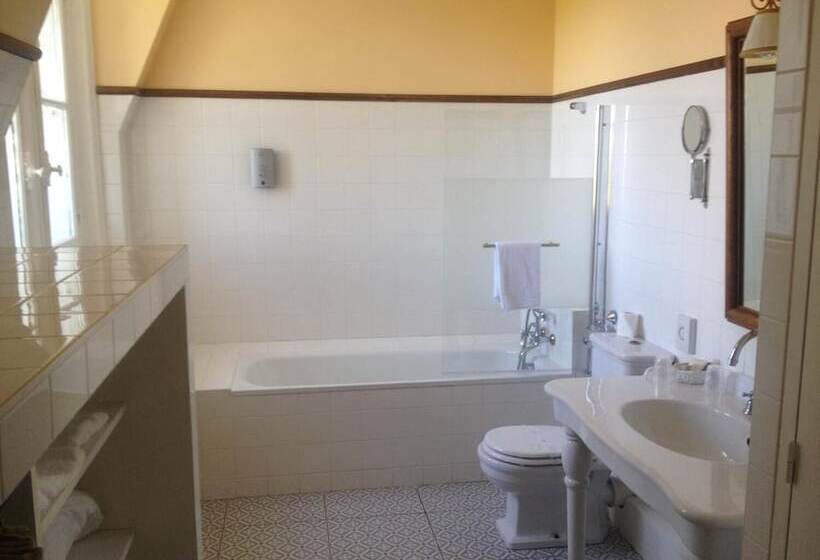 בית מלון כפרי Château De La Tremblaye