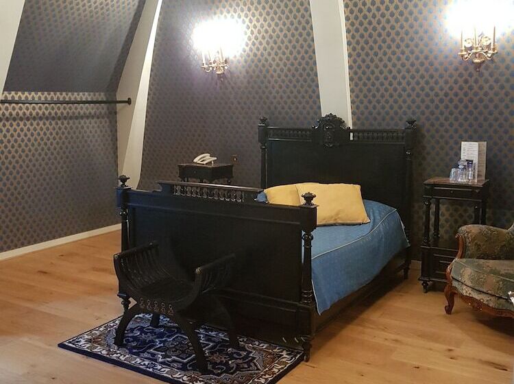 בית מלון כפרי Château De La Tremblaye