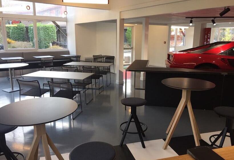 Enzo Hotels Trappes By Kyriad Direct