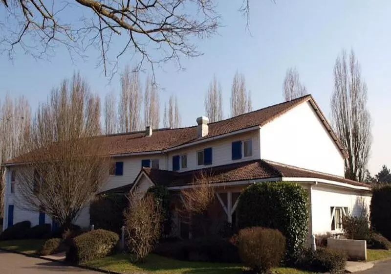 Enzo Hotels Trappes By Kyriad Direct