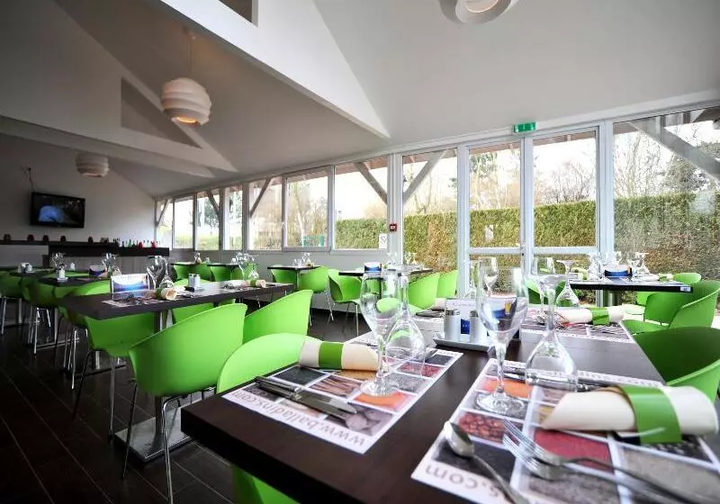 Enzo Hotels Trappes By Kyriad Direct