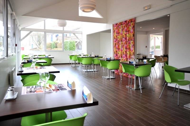 Enzo Hotels Trappes By Kyriad Direct