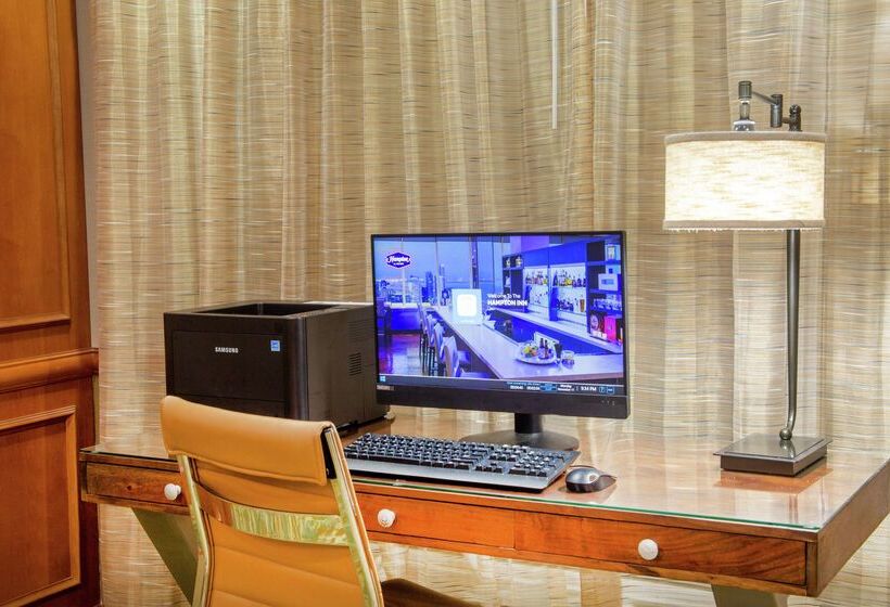 فندق Hampton Inn West Palm Beachlake Worthturnpike