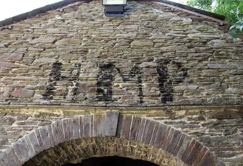 Отель Llechwen Hall