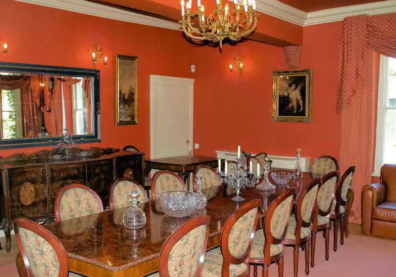 ホテル The Priory