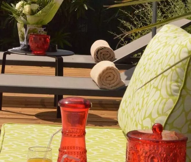 호텔 Hôtel Villa Sophia   Adults Only July And August