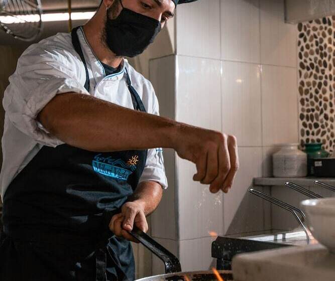 Mikri Vigla Hotel Beach Resort