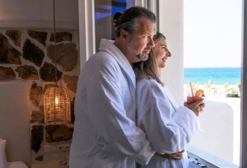 Mikri Vigla Hotel Beach Resort