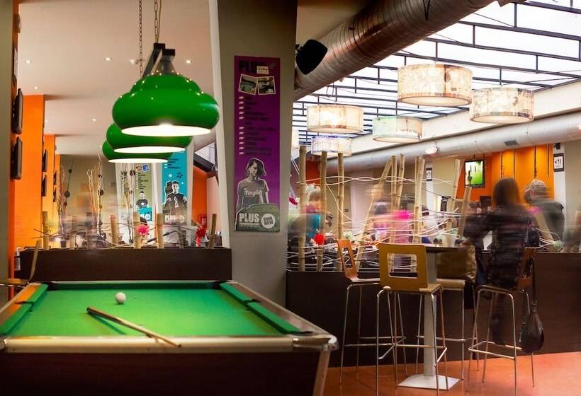 هاستل Plus Prague