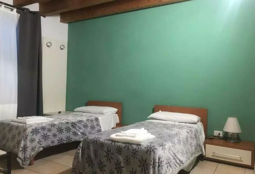 تختخواب و صبحانه Il Borgo