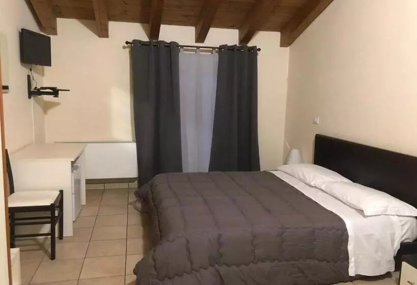 تختخواب و صبحانه Il Borgo