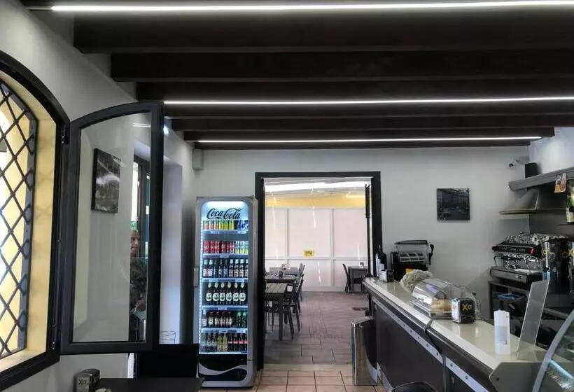 تختخواب و صبحانه Il Borgo