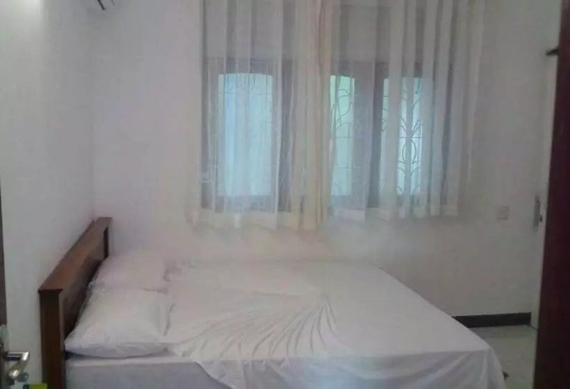 ペンション Himo Guest Inn