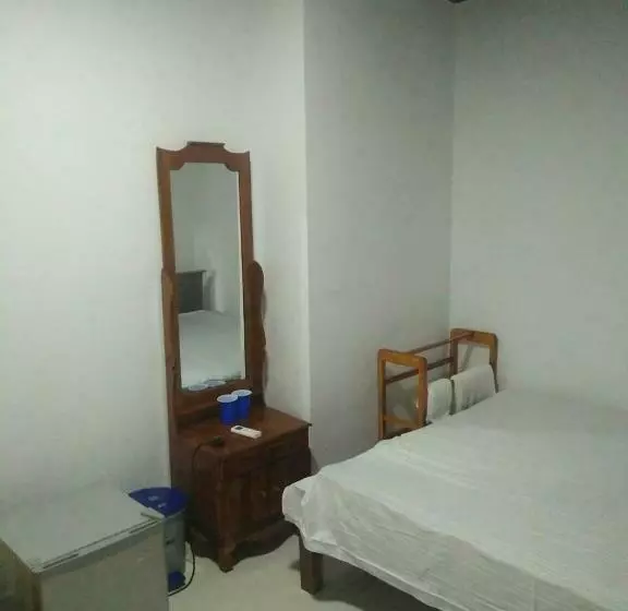 ペンション Himo Guest Inn