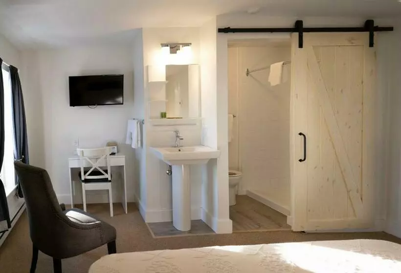 Telegraph House Motel