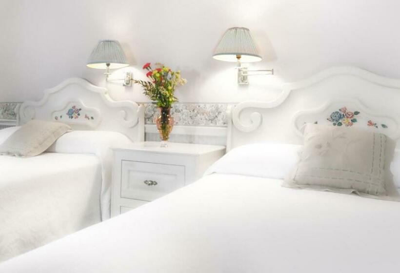 Telegraph House Motel