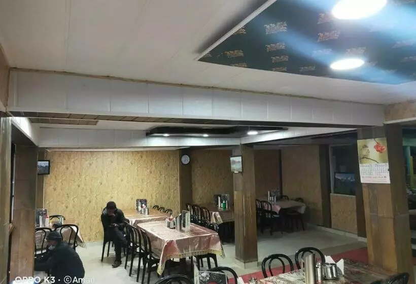 هتل Kuber