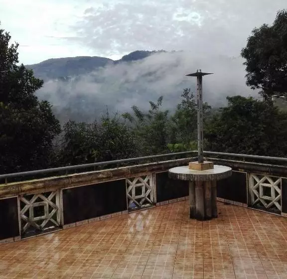 Majatalo Lanka Peter S House